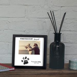 Cornice Nera 9x9 per Animali Domestici con Scritta 'Forever in My Heart' per Esposizione Foto Commemorative di Cani e Gatti - Product Image 1