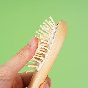 Peignes à cheveux durables de voyage format mini avec coussin d'air en caoutchouc et picots en bois, longue durée pour cheveux épais - Product Image 2