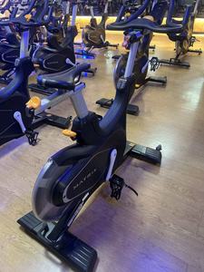 Vélo <span class=keywords><strong>elliptique</strong></span> commercial haut de gamme à résistance magnétique, écran LCD, construction en acier inoxydable - Product Image 6