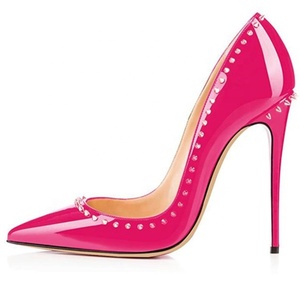 Escarpins grande taille 45 à talons hauts pour femme, bout pointu, sur talon aiguille, pour soirée et mariage, avec rivets dégradés et clous, chaussures basiques - Product Image 4