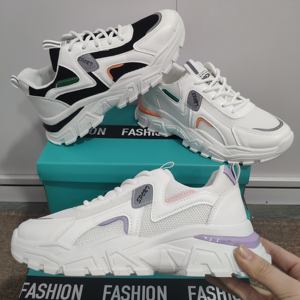 2023 nuevas mujeres gran oferta stock barato lotes Moda cómoda suela gruesa al aire libre <span class=keywords><strong>zapatos</strong></span> casuales <span class=keywords><strong>zapatos</strong></span> de estilo <span class=keywords><strong>para</strong></span> <span class=keywords><strong>caminar</strong></span> - Product Image 2