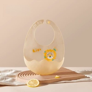 Bavaglino in Silicone Leggero LifeTop, Bavaglini da Viaggio Ultra Leggeri e Pieghevoli con Tasca Profonda per Raccogliere il Cibo - Product Image 1