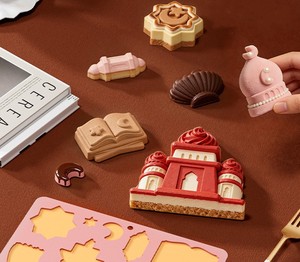 Moldes de Silicona Antiadherentes con Diseño de Castillo para Pasteles, Reutilizables, de Grado Alimenticio, Lindos Moldes Magnéticos de Silicona para Chocolate, Dulces y Hielo - Product Image 2