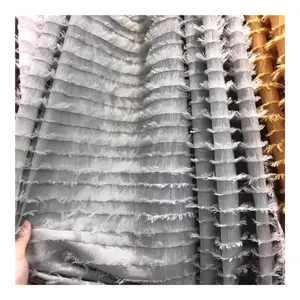 2023 Shaoxing Pengda Tekstil Musim Semi dan Musim Panas Potongan 3D Bunga Sifon Bergaris Jacquard Sifon Mode Gaun Kain untuk Wanita