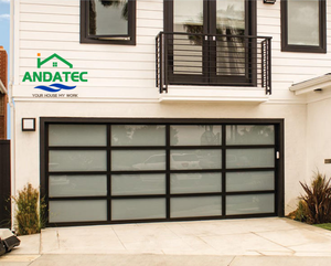Porte de garage sectionnelle à panneaux de verre transparents pour villas et usage domestique - Product Image 2