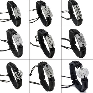 Bracciale <span class=keywords><strong>in</strong></span> <span class=keywords><strong>pelle</strong></span> nera artigianale-Design semplice con vari modelli gioielli da polso da uomo - Product Image 2