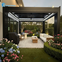 Pergola contemporaine en aluminium Sweet Home avec système de lames orientables automatisées, pavillon extérieur bioclimatique imperméable