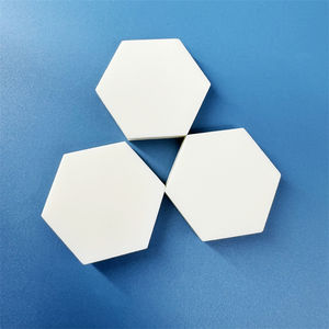 Bon résistant aux chocs et à la compression 99% Al2O3 alumine carreaux hexagonaux en céramique plaques de céramique de protection à haute carrosserie - Product Image 5