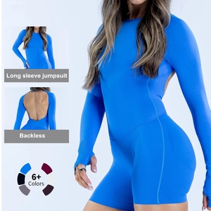 Combinaison Courte Moulante à Manches Longues et Dos Nu pour Femme – Tenue de Yoga et Fitness Ajustée – Vêtement de Sport Une Pièce Personnalisable - Product Image 3