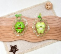 Porte-clés grenouille mignonne en TPR à montée lente, jouet à presser, pendentif grenouille de dessin animé Kawaii, ornement de sac avec clochette, jouet anti-stress