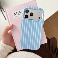 Coque de téléphone 2-en-1 TPU+PC style Ins à rayures colorées pour iPhone Air 13 14 15 16 17 Pro Max, bords ondulés, toucher confortable