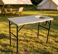 La nouvelle table pliante portable en plastique avec évier pour barbecue et pêche
