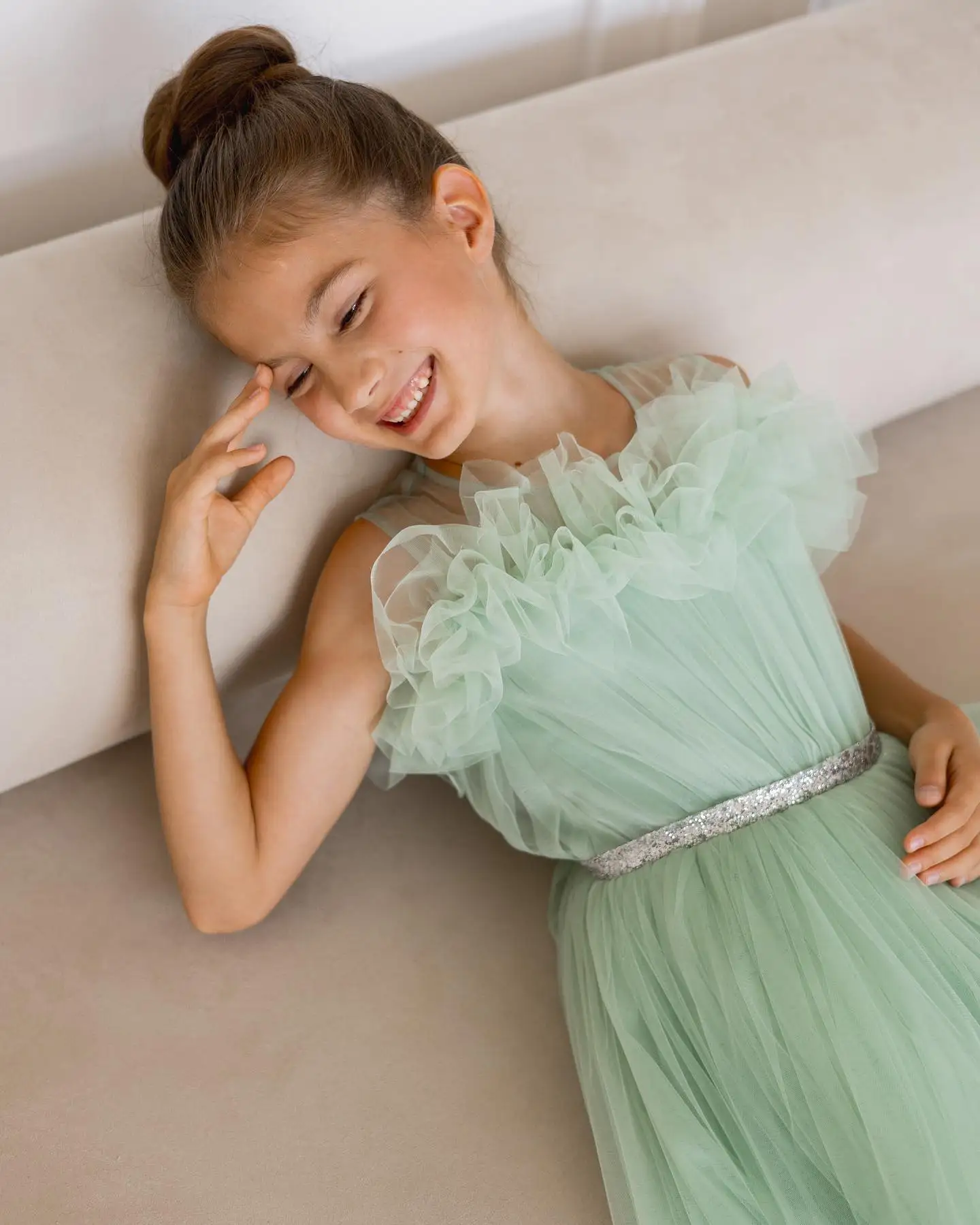 mint green dress for teenager YIZYIF Flower Girls Dress Juniors Sleeveless Wedding Party Asymmetrical  Bridesmaid Dress Mint Green 10