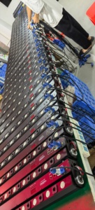 Hot bán tất cả các màu đỏ đu tia laser chùm ánh sáng sân khấu Đảng 8 mắt laser + 8 mắt led đơn sắc ma trận ấm trắng di chuyển đầu IP65 đánh giá - Product Image 3