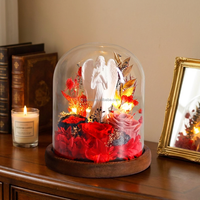 Nouvelle Rose Éternelle Angel Dome, Cadeau Rose Rouge Noir Gothique Préservée dans un Dôme en Verre avec Statue d'Ange, Fleur Éternelle Unique