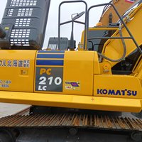 Excavatrice d'occasion Komatsu PC210LC bien entretenue, système hydraulique fiable pour projets routiers