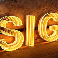Enseigne lumineuse 3D LED RGB personnalisable avec contrôle par application Bluetooth/WiFi, étanche IP65, pour la publicité, la décoration et la signalisation dans les bars