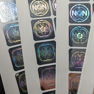 Etiqueta Holográfica Personalizada Anti-Falsificação com Tinta <span class=keywords><strong>UV</strong></span> para Produtos de Luxo Marca Privada - Product Image 6