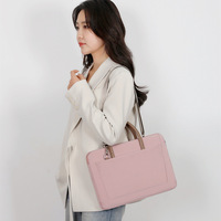 Sac fourre-tout d'épaule en cuir véritable, prêt à être expédié à l'international, pour ordinateur portable, mallette étanche pour réunions, logo personnalisable