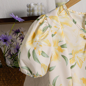 Nuovo Vestito Estivo da Bambina con Stampa Stile Country Europeo e Americano, Abito Principessa a Maniche Corte con Fiocco e Scollo a V, Bestseller - Product Image 4
