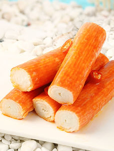 उच्च गुणवत्ता वाली नकल रोलिंग केकड़े मांस सर्मी कारखाने थोक समुद्री भोजन स्नैक्स समुद्री भोजन दावत - Product Image 2