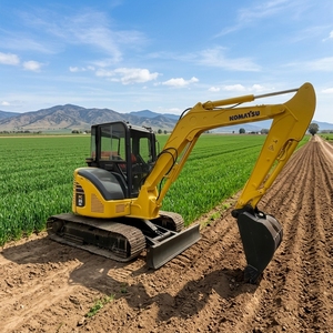 รถขุดตีนตะขาบ KOMATSU PC40 มือสองจากญี่ปุ่น สภาพดี มีรุ่น PC55 PC56 ให้เลือก รถเครื่องจักรก่อสร้างขนาดเล็กสำหรับส่งออก - Product Image 1