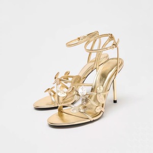 Nuove <span class=keywords><strong>Ciabatte</strong></span> <span class=keywords><strong>Donna</strong></span> Eleganti con Fiori <span class=keywords><strong>per</strong></span> Primavera Estate Inverno 2026, Sandali Sexy con Fiocco e Tacco Ultra Alto in Gomma - Product Image 2