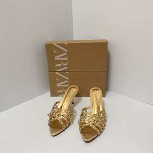 ZA2026 Nouveauté Printemps-Été Mules à <span class=keywords><strong>talon</strong></span> aiguille, bout pointu, à enfiler, ornées de strass dorés brillants, laminées, de haute qualité - Product Image 6