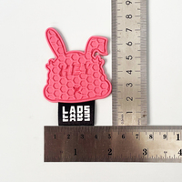 Etiquetas de PVC 3D Suaves Personalizadas al por Mayor, Parches Decorativos de Goma para Camisetas, Chaquetas, Gorras y Accesorios de Ropa
