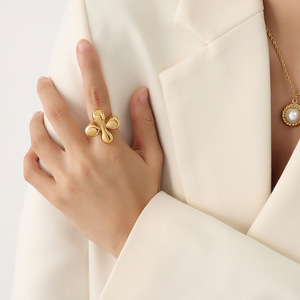 Dainty <b>Chunky</b> <b>Ring</b> Irregular Design Waterproof Non Tranish Flower Finger <b>Ring</b> for Weddings and Engagements - Product Image 5