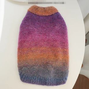 Suéter Gradiente para Pets: Pulôver de Tricô Arco-Íris em Mohair com Gola Alta para Cães e Gatos – Roupa Quente de Inverno para Atacado - Product Image 3