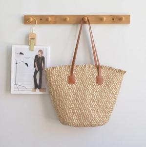 Sac fourre-tout en paille tressée à motif lettres, poignées en cuir, grande capacité, ouverture supérieure, décontracté, à porter à l'épaule, pour femme, usage quotidien, doublure en polyester - Product Image 2