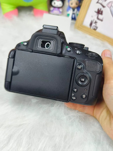 Cámara Nikon D5100 de 16.2MP Full HD DSLR Usada para Principiantes, Solo Cuerpo de Cámara, Flash Integrado - Product Image 5