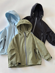 Chaqueta Impermeable y Transpirable para Niños, Nueva Colección de Primavera para Senderismo al Aire Libre - Product Image 3