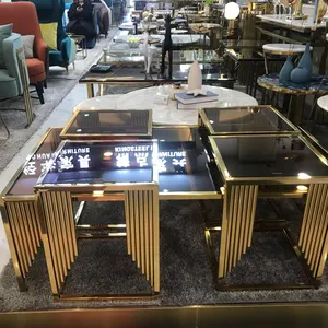 현대 거실 가구 1 + 4 커피 테이블 황금 금속 스테인레스 스틸 프레임 상단 씰 중첩 테이블 블랙 유리 센터 테이블