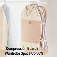 Planche de rangement compressible pour vêtements, organisateur suspendu pour armoire, économiseur d'espace, housse anti-poussière pour manteaux et doudounes