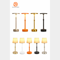 Lampe de table sans fil Senya-Pro élégante, à commande tactile, à intensité variable, LED chaude, pour la décoration de table de restaurant, vente en gros