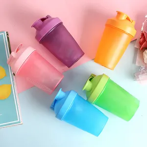 Yeni renkli tasarım fincan 400ML Shaker şişe fincan BPA ücretsiz Protein plastik Shaker Blender su şişesi