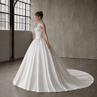 Robe de mariée de bal, style princesse, avec corset cœur, dentelle, perles, satin Mikado, traîne cathédrale, grande taille, sur mesure