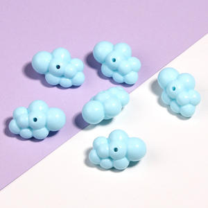 Bonitas nubes acrílico cuentas sueltas DIY teléfono móvil llavero coche colgante joyería Material accesorios 32mm * 22mm - Product Image 6