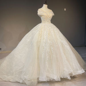 Pour Jancember 1626 robe de bal moderne robe de mariée paillettes dentelle à manches courtes longue avec train chapelle à lacets conception du dos - Product Image 3