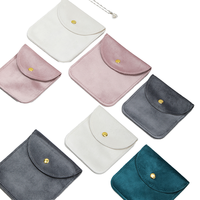 WENLUO Petits sacs d'emballage carrés en velours microfibre pour le stockage de bijoux Collier Boucle d'oreille Bracelet Pochettes à anneaux