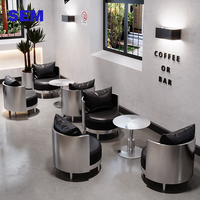 Divano e Tavolino da Caffè in Acciaio Inox Stile Industriale SEM per Bar, Lounge, Area Negoziazione e Relax