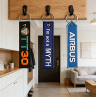 Porte-clés brodé AWELLS au design Airbus – Accessoire élégant et compact pour les navetteurs, organisateurs de bureau et essentiels de voyage