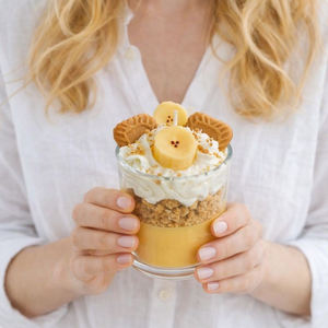 Candela Profumata Creativa a Tema Dessert in Cera di Soia per Decorazione Casa, Regalo di Compleanno, San Valentino e Feste - Product Image 3