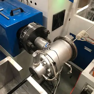 Machine de fabrication de tuyaux en acier de revêtement plastique PE/PP/PA