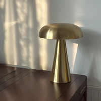 Lampe de chevet décorative en forme de champignon pour chambre à coucher