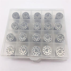 قالب حقن بلاستيكي لتاريخ السنة والشهر 2026 مع علامة تقويم ودبوس - Product Image 6