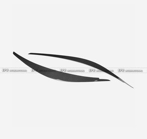Paire de sourcils de phare pour Toyota Yaris GR GXPA16 (type à coller) - Product Image 1