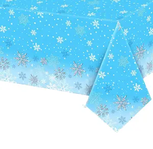 Taplak Meja Natal Biru Persegi Panjang Taplak Meja Plastik Kepingan Salju Musim Dingin Sekali Pakai